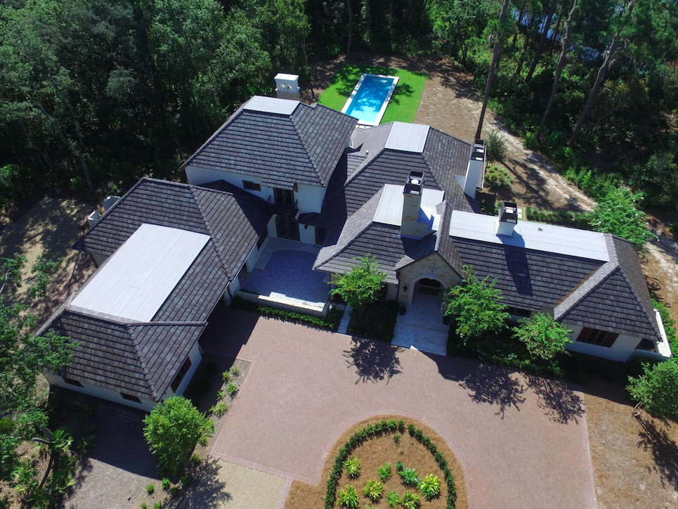 roofing companies St. Simon